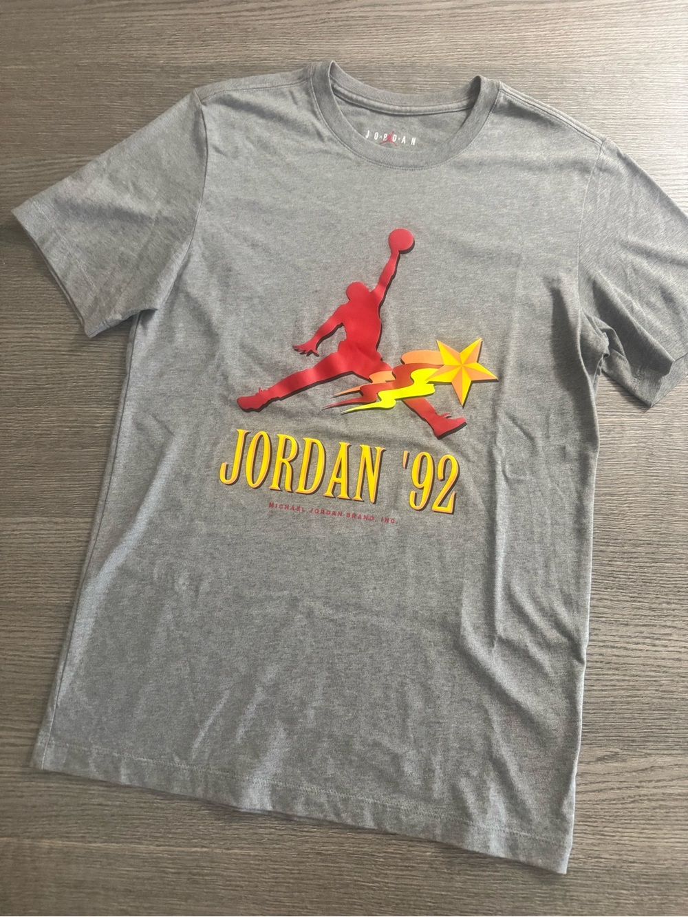 Air Jordan ‘92  Men’s Basketball T-shirt Gray Size S Retro Jumpman NWOT
